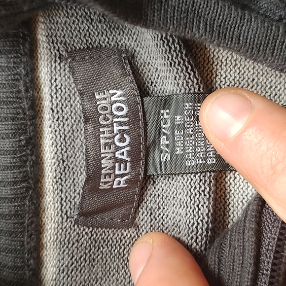 Kenneth Cole Reaction Men's Sm black/ Gray zip up sweater - Picture 3 of 7